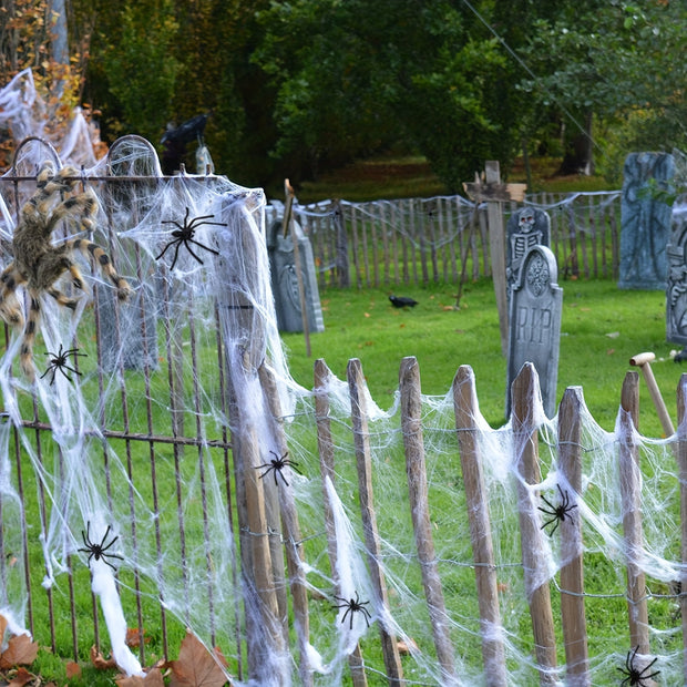 Cover 1500 Square Feet 300g Halloween Spider Web Stretchable Cobweb with 50pcs Small Spiders Halloween Indoor Outdoor Decorations