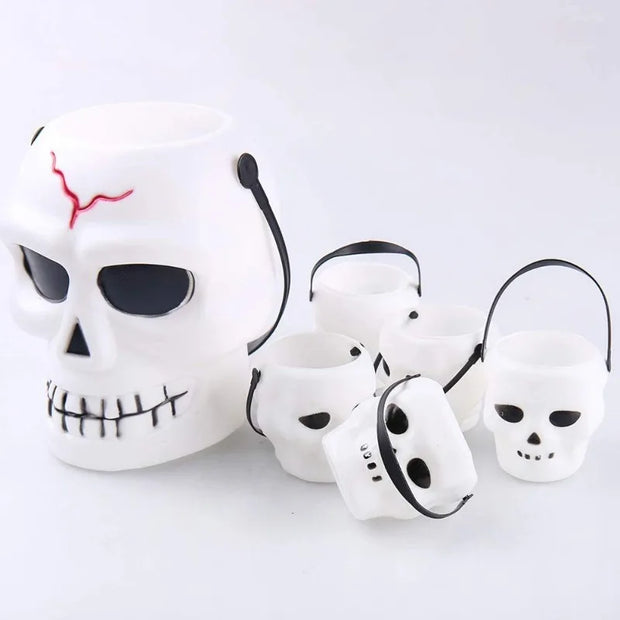 Halloween Candy Bucket Portable Candy Barrel Lightweight Shaped Trick or Treat Basket Ornament Halloween Party Decoration