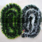 Christmas decorations, woolen strips, floral ribbons, party celebrations, Christmas parties, ribbon decorations