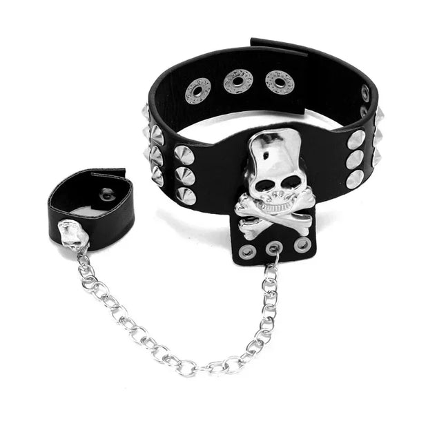 Hip Hop Rock PU Leather Bracelet Men and Women Punk Spikes Rivets Skull Heart Cross Creative Party Bracelet Jewelry Accessories