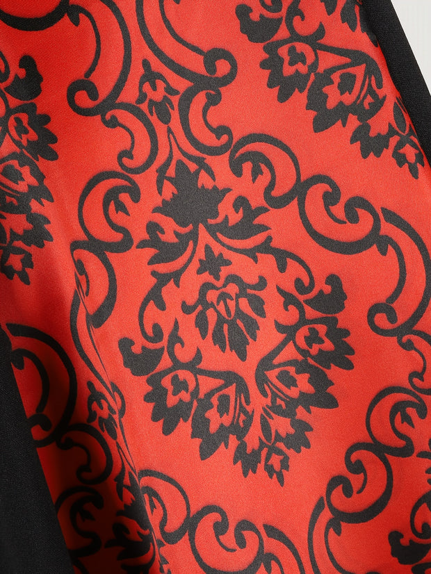 A Long Hooded Print Dress for Girls Featuring Exquisite Digital Prints of a Vampire Costume, Perfect for Halloween Parties And Various Festive Celebrations.